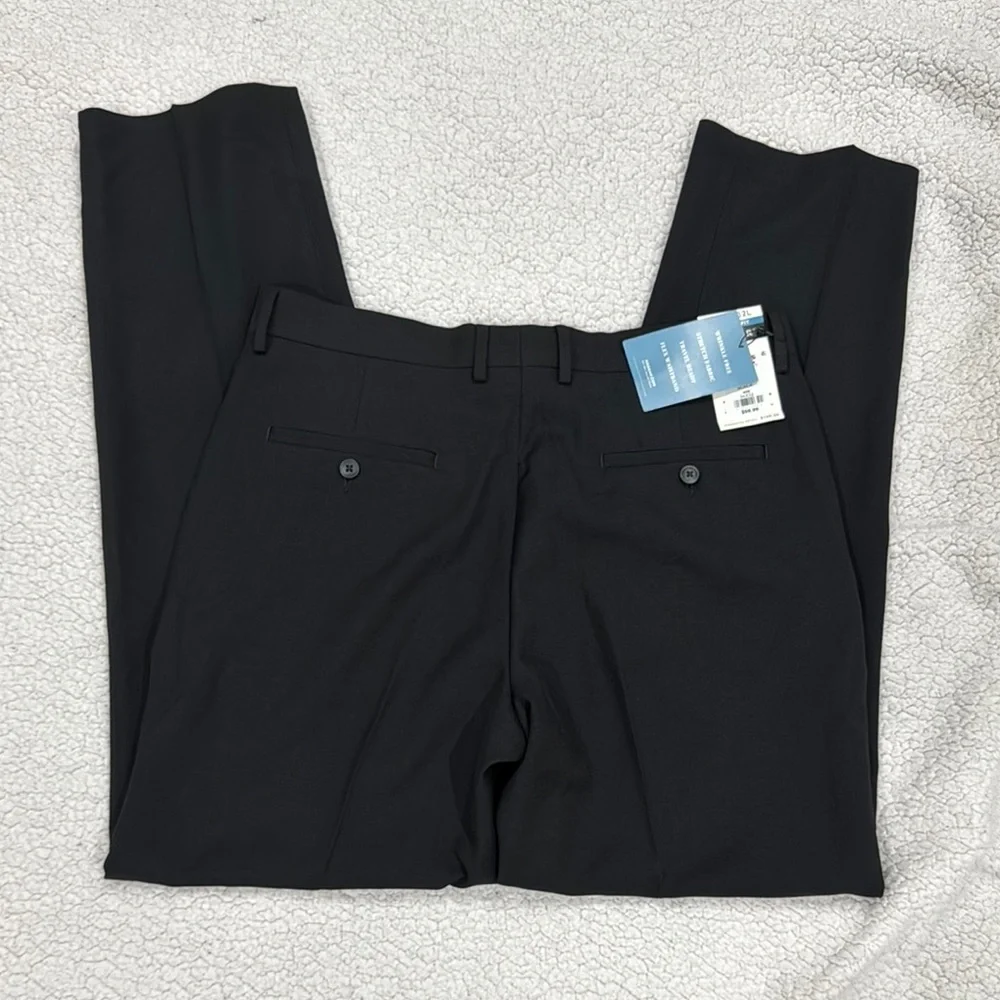 Haggar Men's Black Pants Size34x32 - Picture 3 of 6